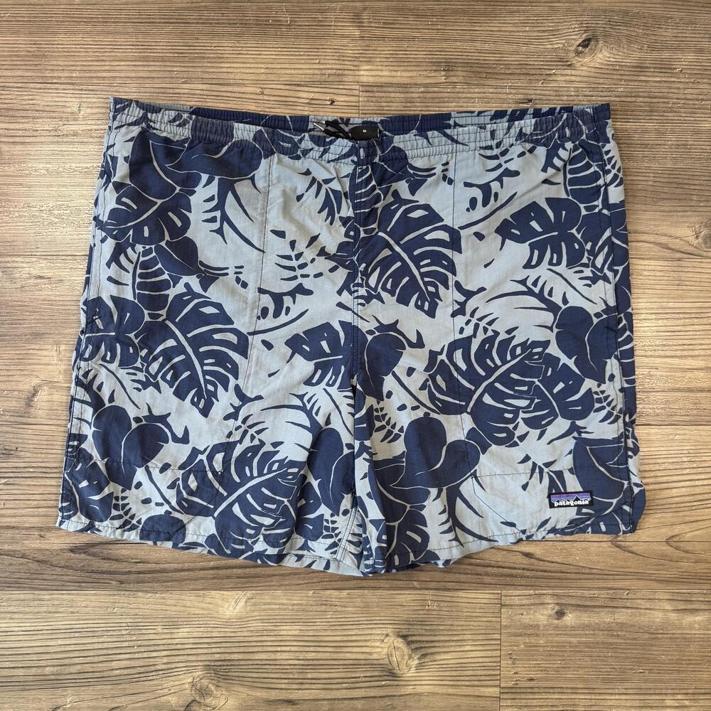 Patagonia Shorts Mens Large Gray Tropical Floral Swim Trunks Lined Elastic Waist